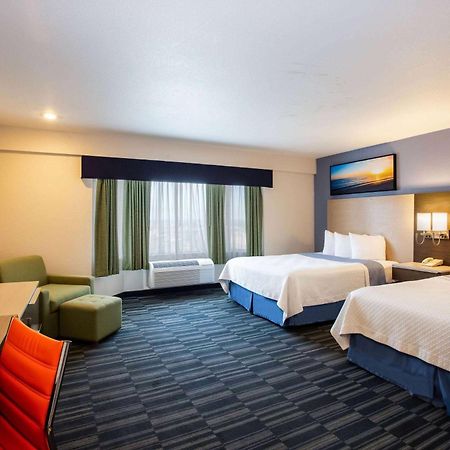 Days Inn By Wyndham Monterey Downtown Dış mekan fotoğraf