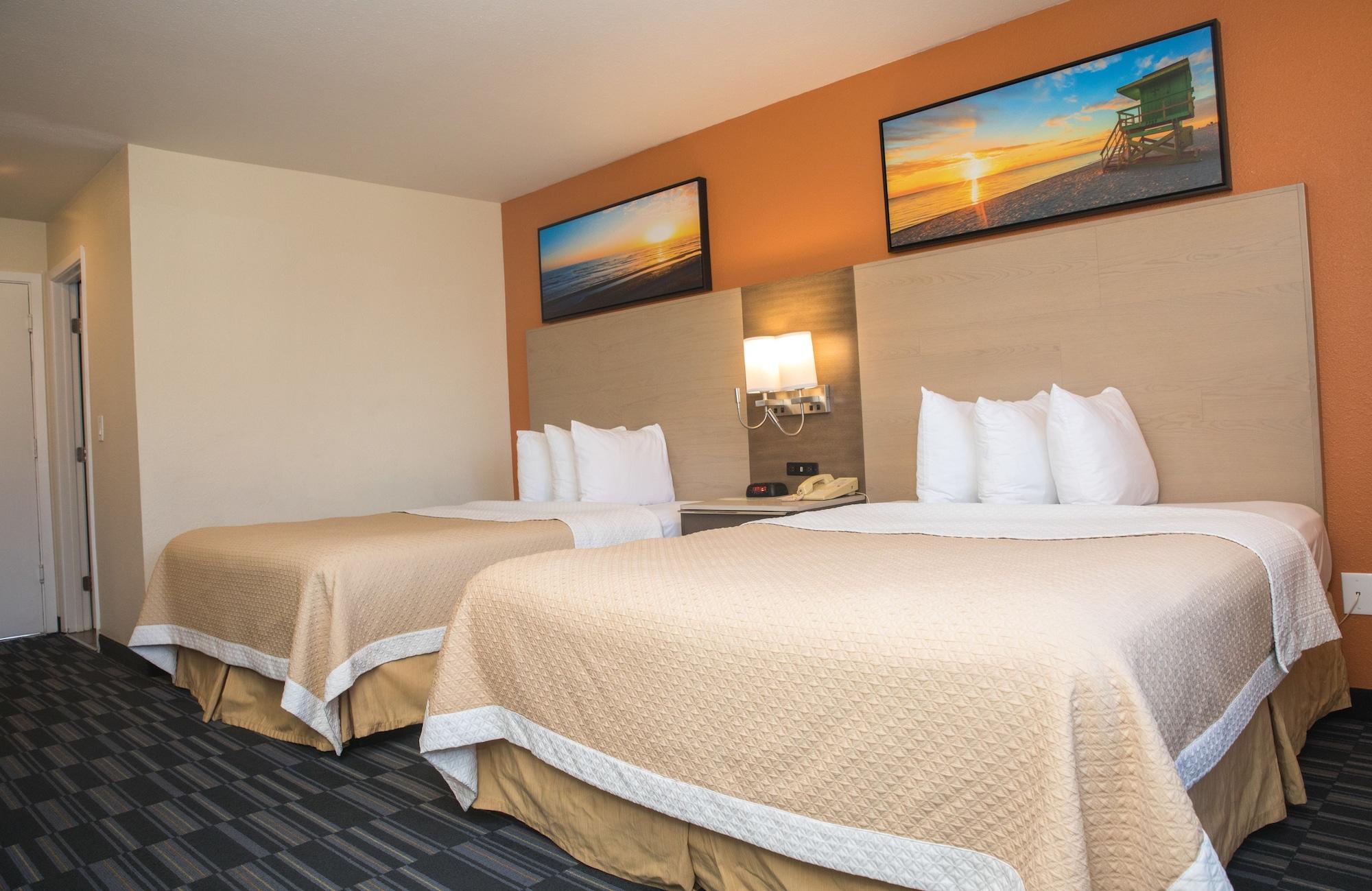 Days Inn By Wyndham Monterey Downtown Dış mekan fotoğraf